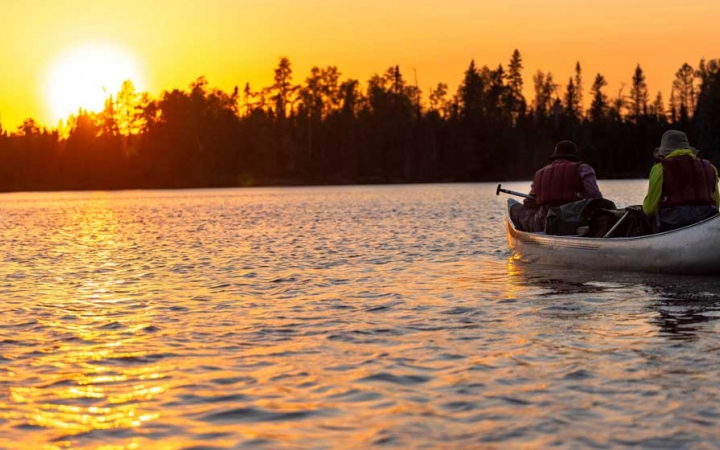 adults only canoeing trip in minnesota